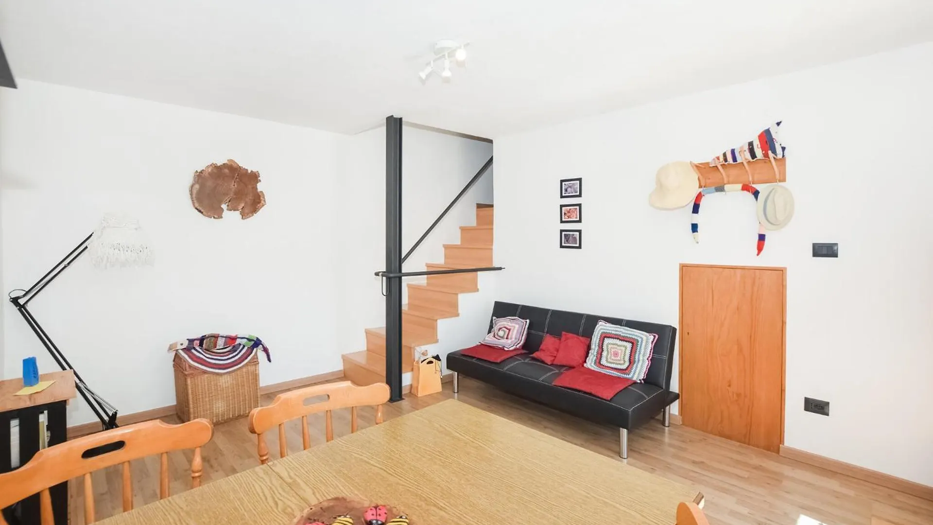 Beautiful Home In Chiaramonte Gulfi With Wifi 0*,  Włochy
